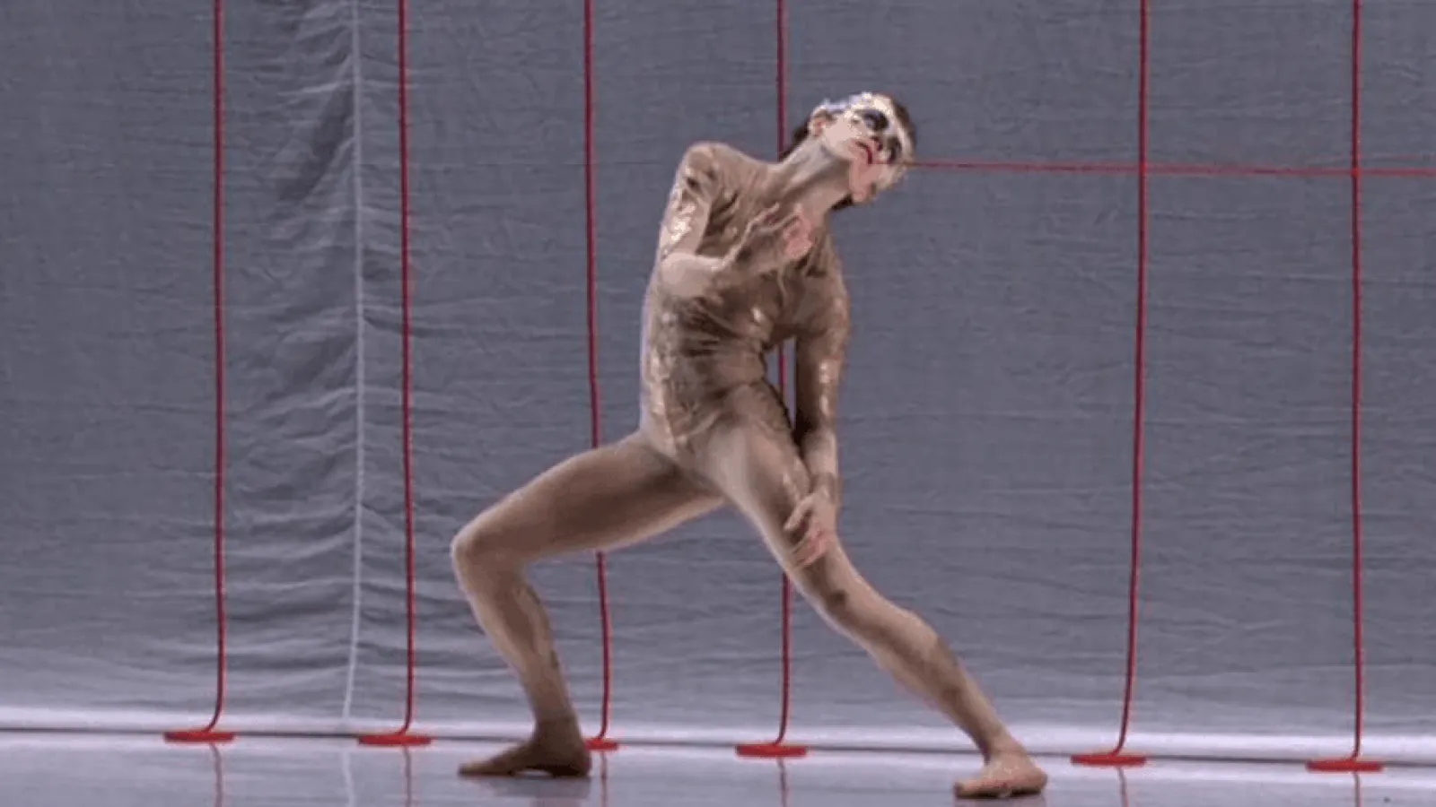 Zoe|juniper | A Crack in Everything Video Thumbnail