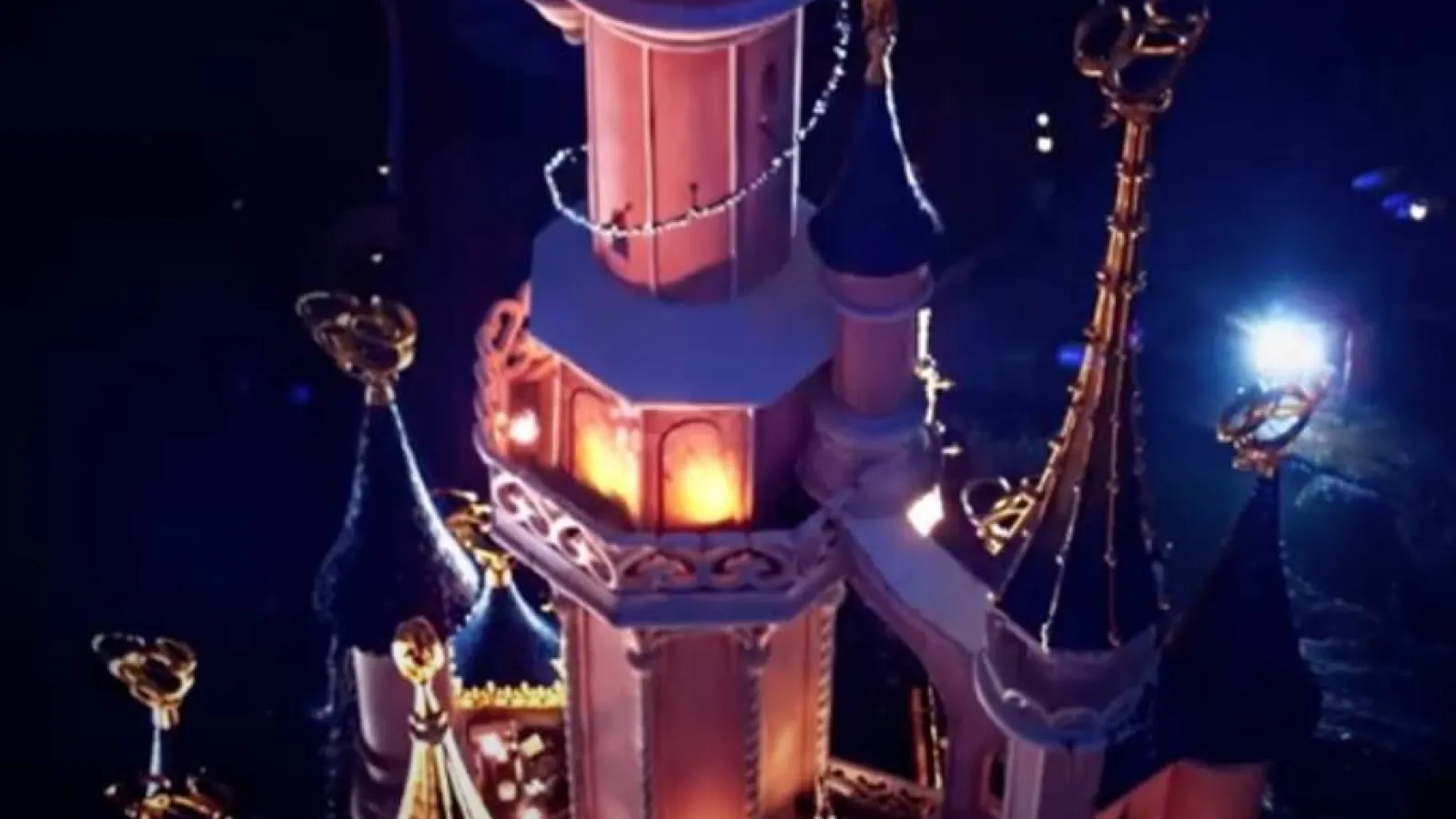 Disney: Disneyland Paris 'Disney Mon Prince' 2020 Video Thumbnail